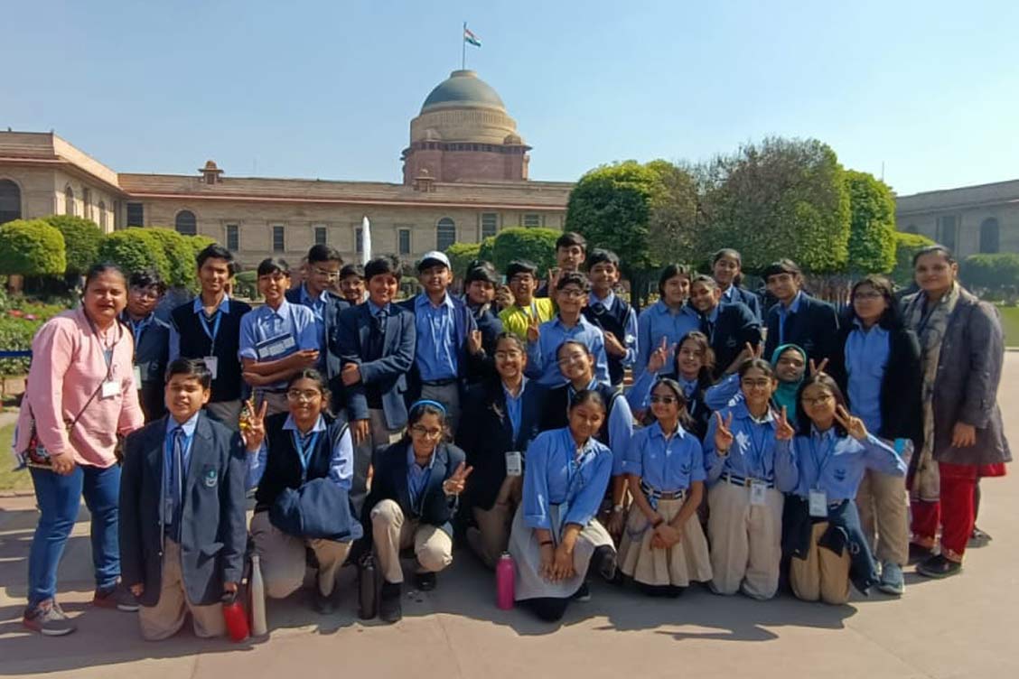 Students of Gardening Hunar Programme Explore Amrit Udyan