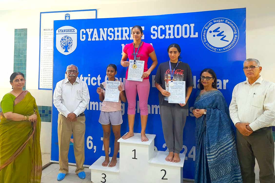 State Star Swimmer Geetika Chauhan Shines at District Gautam Budh Nagar Swimming Championship 2024