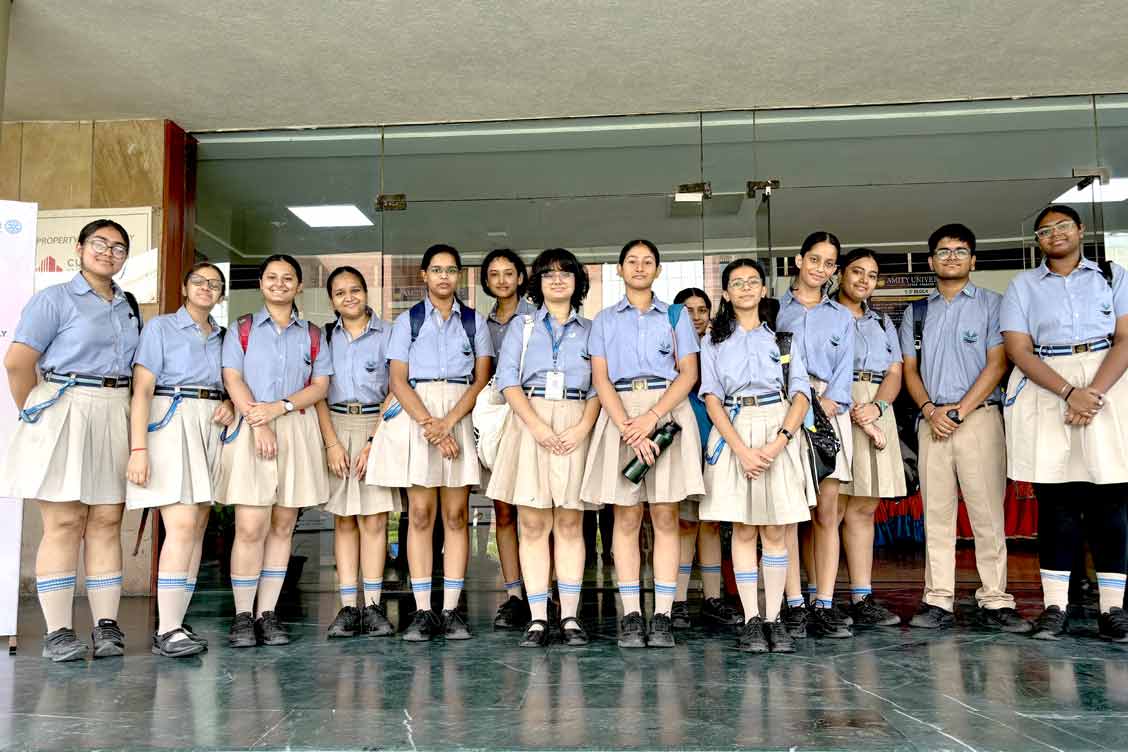 Rotary International District 3012 Hosts Inspiring "Yuva Virajya-DILA 2024" at Amity University