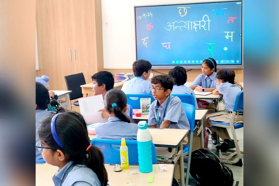 Honoring Hindi Heritage: Enthusiastic Celebration of Hindi Diwas
