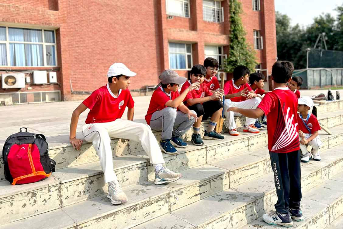 Excitement Soars at The Khaitan School's Inter-House Cricket Tournament Final- discussions and strategies