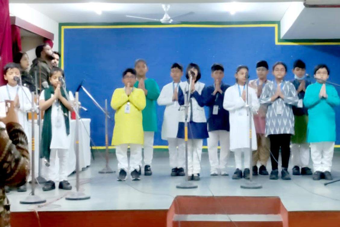 Class 4F of The Khaitan School Enlightens All on Constitution Day