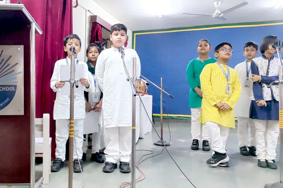 Class 4F of The Khaitan School Enlightens All on Constitution Day