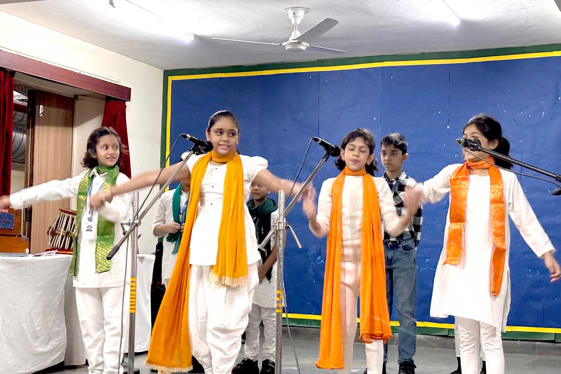 Class 4F of The Khaitan School Enlightens All on Constitution Day