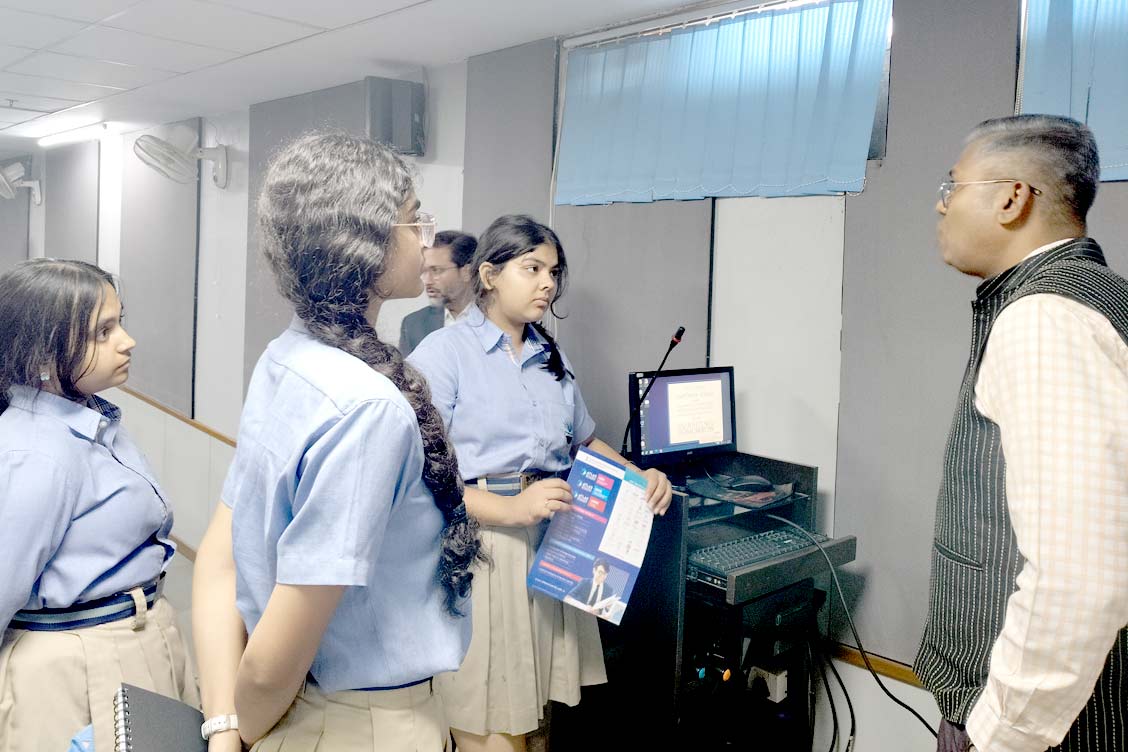 Exploring Artistic Futures: Creative Workshop for Painting Students at The Khaitan School