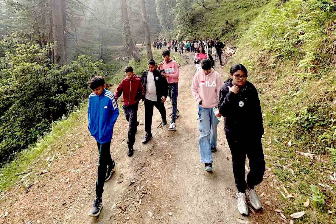 Exploring, Learning, and Bonding: Educational Tour to Shimla-Kufri-Naldehra Classes VI–VIII