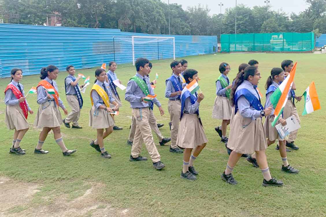 Har Ghar Tiranga Campaign: Middle School Student Council Leads Awareness Rally at TKS