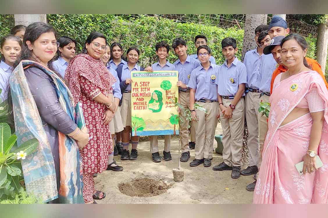 The Khaitan School Organises Plantation Drive – “Ek Ped Maa Ke Naam”